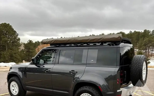 2023 Land Rover Defender 110 — photo 3