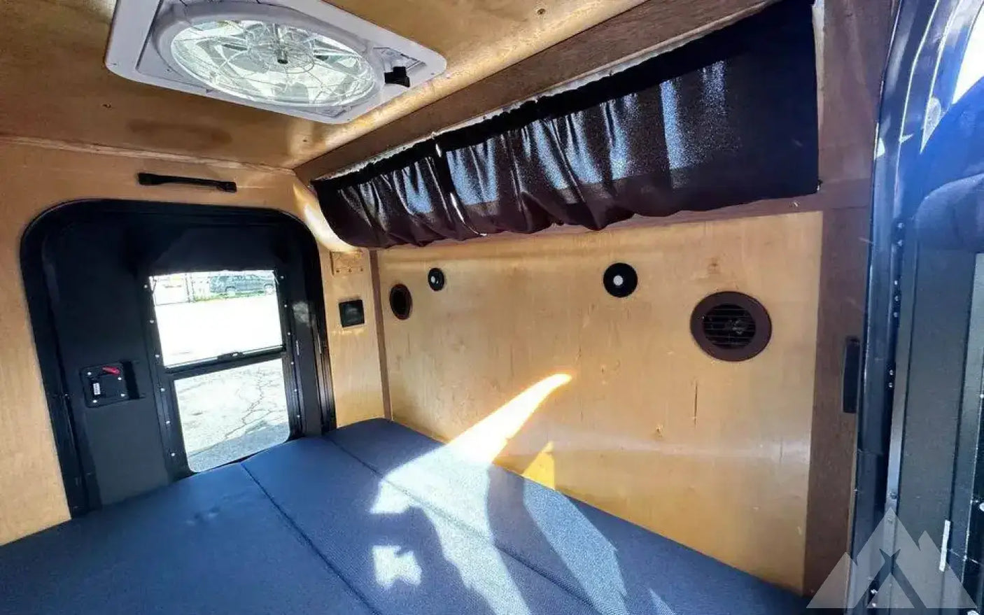 2024 vintage trailer works xtr — used overland trailer for sale in Salt Lake City, UT (photo 3)