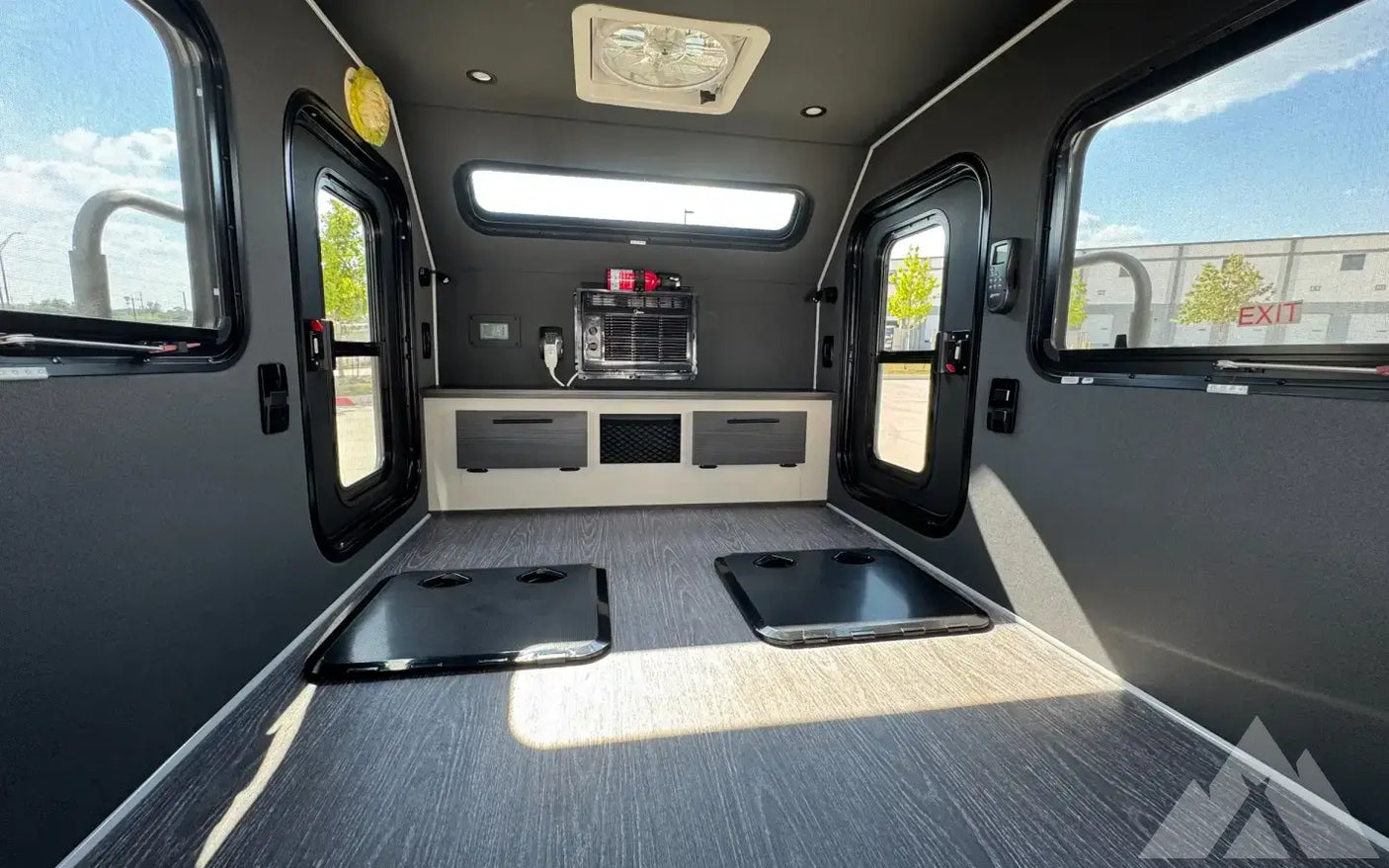 2025 Advance Trailers 5x9 Squareback — new overland trailer for sale in San Antonio, TX (photo 10)