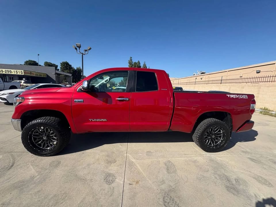2020 Toyota Tundra · Limited Pickup 4D 5 1/2 ft in Fresno, CA (photo 4) — photo 4