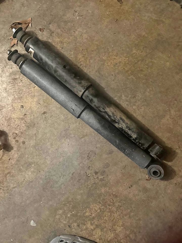 Dobinsons rear shocks in Stockton, CA (photo 1) — photo 1