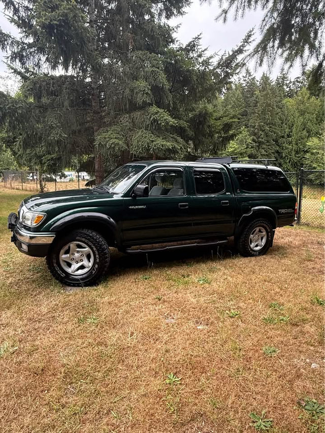 2002 Toyota Tacoma Double Cab · SR5 4x4 3.4 V6 Rear-Diff Locker — photo 3