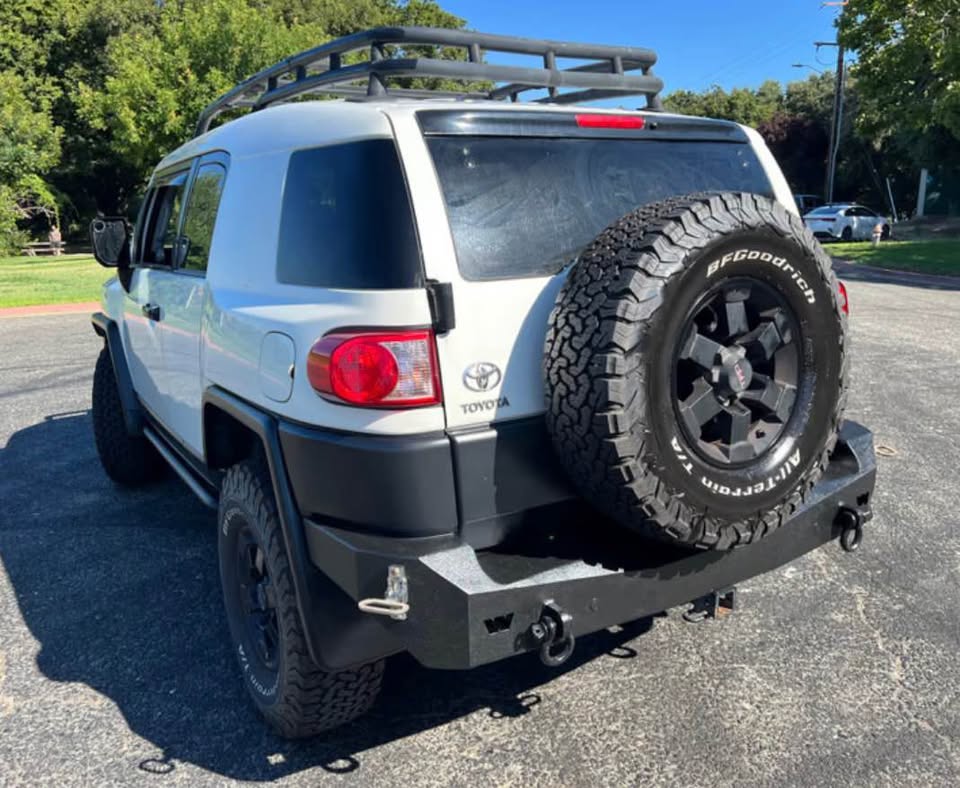 2008 FJ Cruiser Trail Teams Edition in Sacramento, CA (photo 2) — photo 2