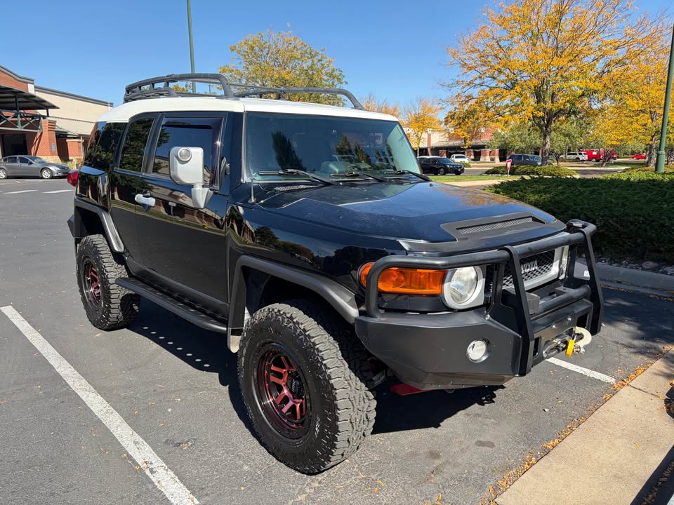 2013 Toyota FJ Cruiser · Sport Utility 2D in Fort Collins, CO (photo 2) — photo 2
