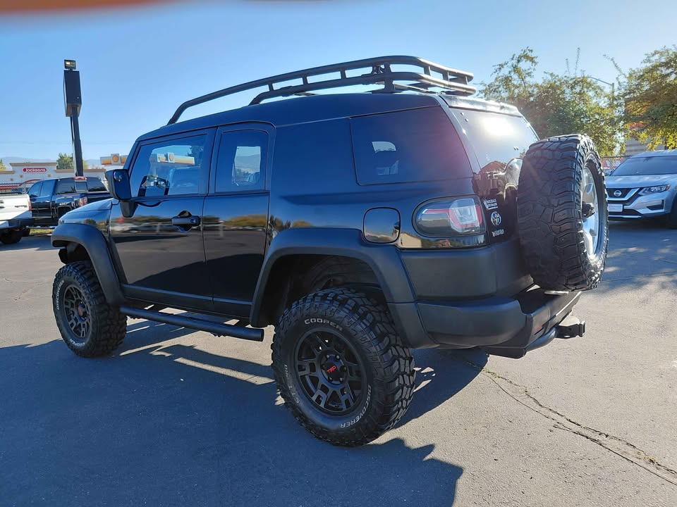 2011 Toyota FJ Cruiser · Sport Utility 2D in Boise, ID (photo 2) — photo 2