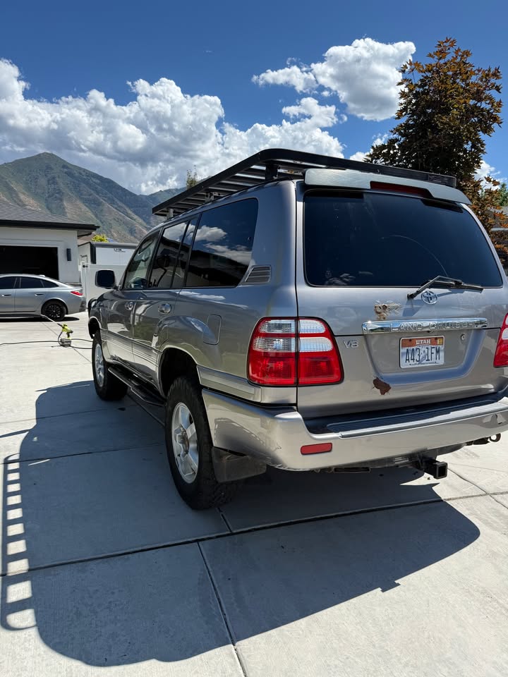 2004 Toyota Land Cruiser in Salem, UT (photo 2) — photo 2