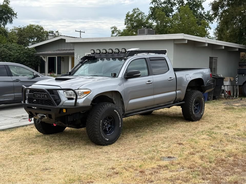 2017 Toyota Tacoma Double Cab in Carmichael, CA (photo 2) — photo 2