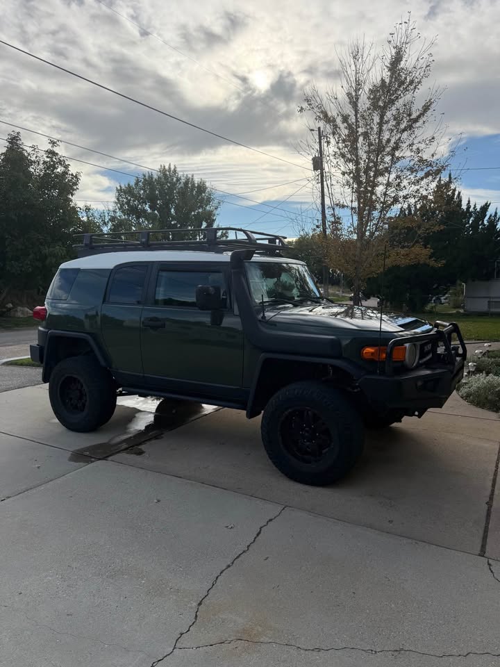 2010 Toyota FJ Cruiser in Ogden, UT (photo 2) — photo 2