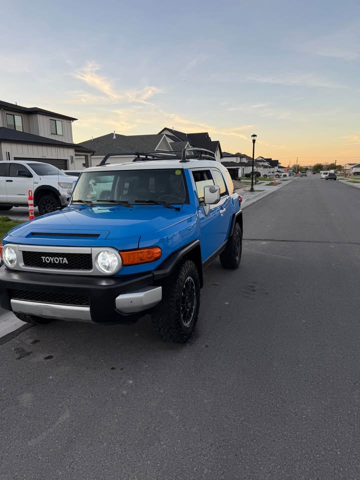 2007 Toyota FJ Cruiser · Sport Utility 2D in Magna, UT (photo 2) — photo 2