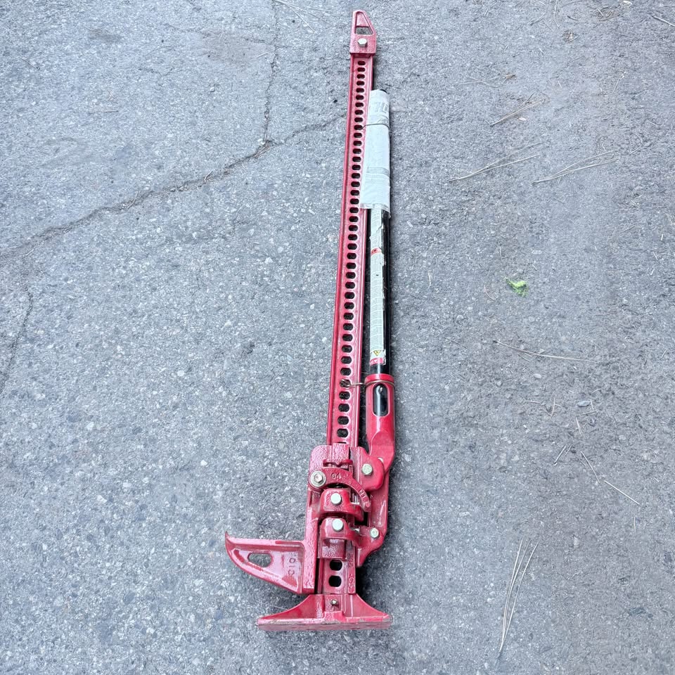 Hi lift Jack in Mammoth Lakes, CA (photo 2) — photo 2