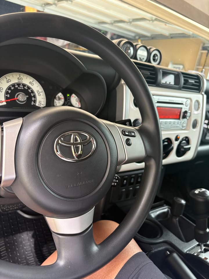 2012 Toyota FJ Cruiser · Sport Utility 2D in San Antonio, TX (photo 2) — photo 2