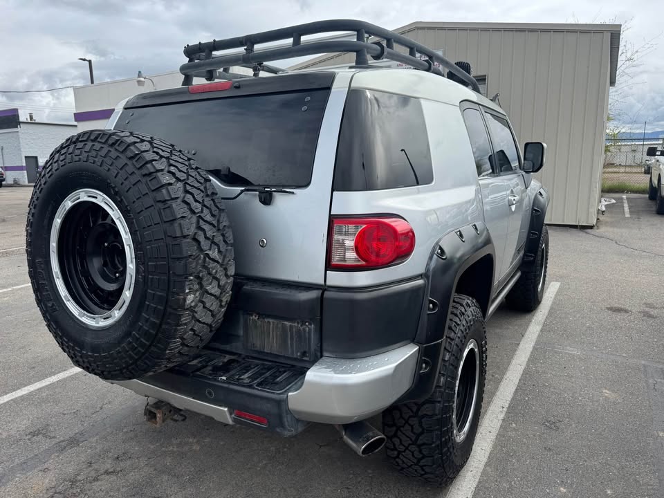 2007 Toyota FJ Cruiser · Sport Utility 2D in Boise, ID (photo 6)