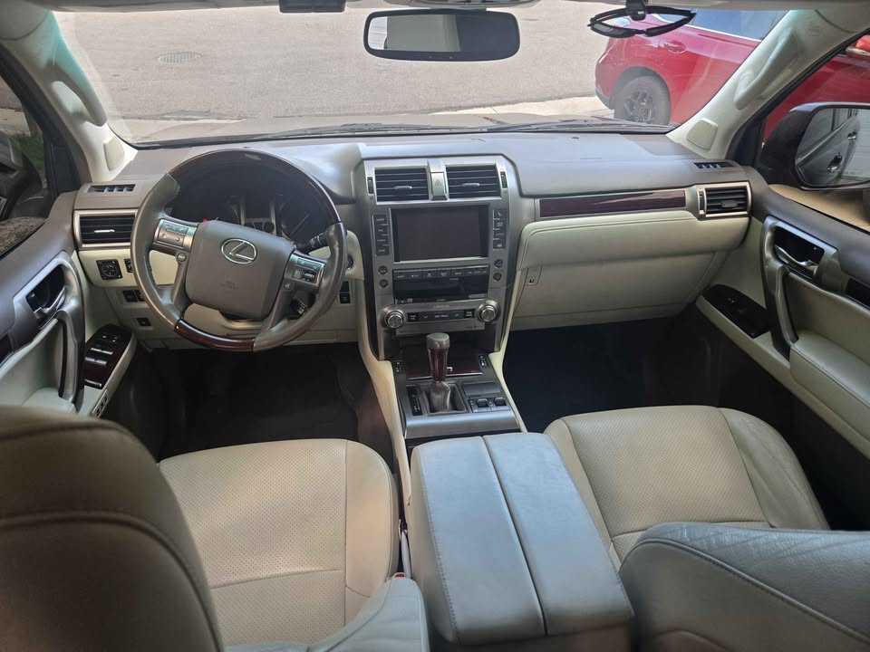 2014 Lexus GX · GX 460 Premium Sport Utility 4D in Broomfield, CO (photo 9) — photo 9