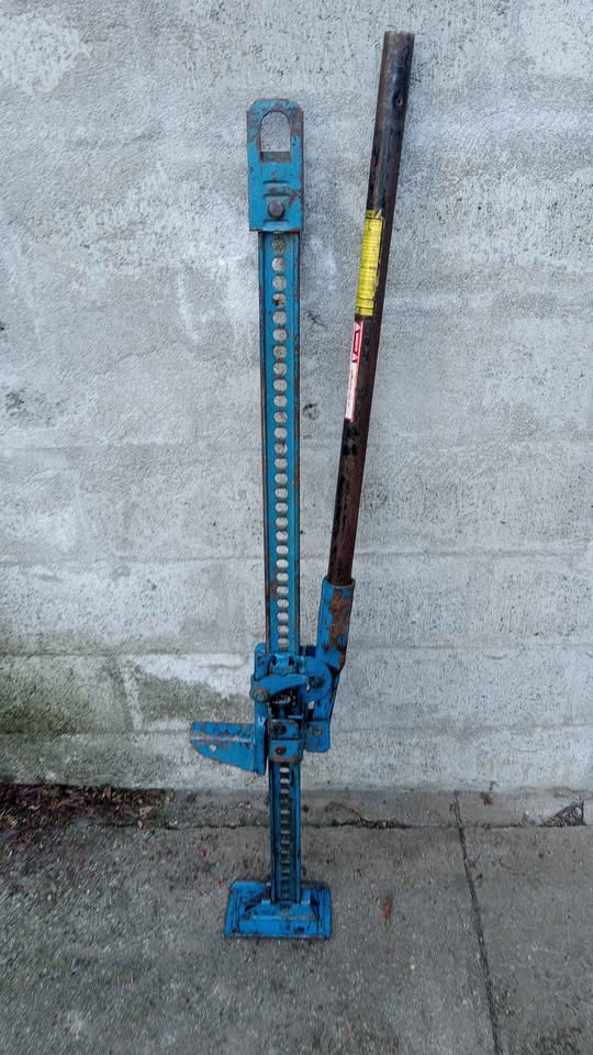 Hi-Lift Custom Model HL-480 Jack in Bremerton, WA (photo 3) — photo 3