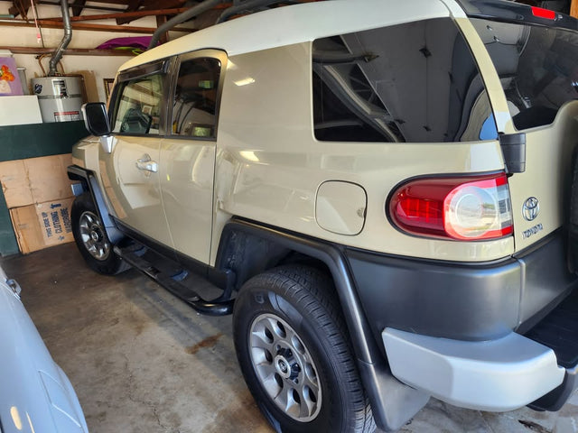 2012 Toyota fj cruiser 4×4 — photo 3