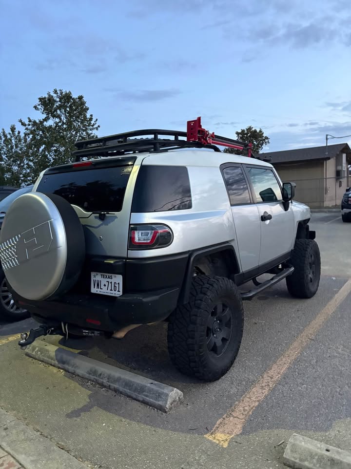 2007 Toyota FJ Cruiser · Sport Utility 2D in San Antonio, TX (photo 3) — photo 3