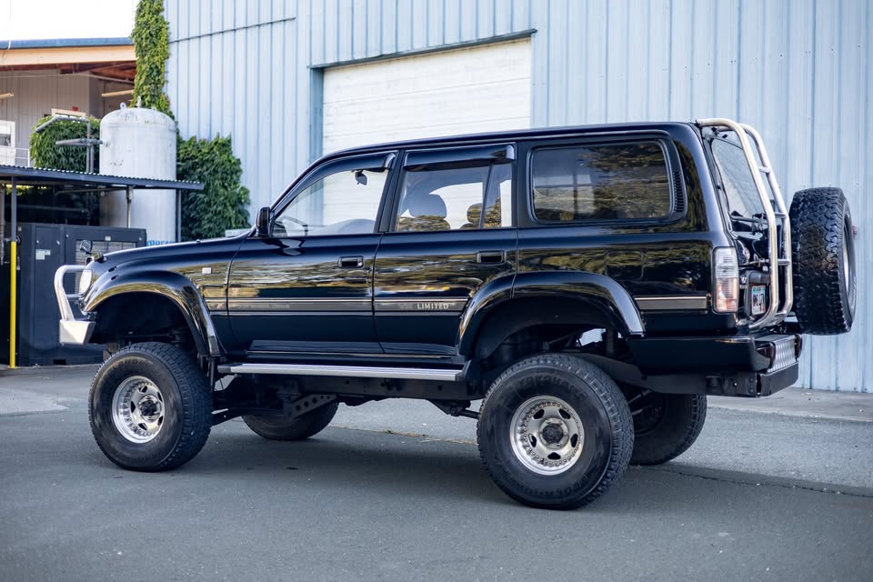 1993 Toyota Land Cruiser VX Limited in Woodland Hills, CA (photo 3) — photo 3