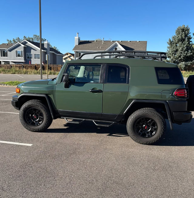 2011 Toyota FJ Cruiser — photo 3