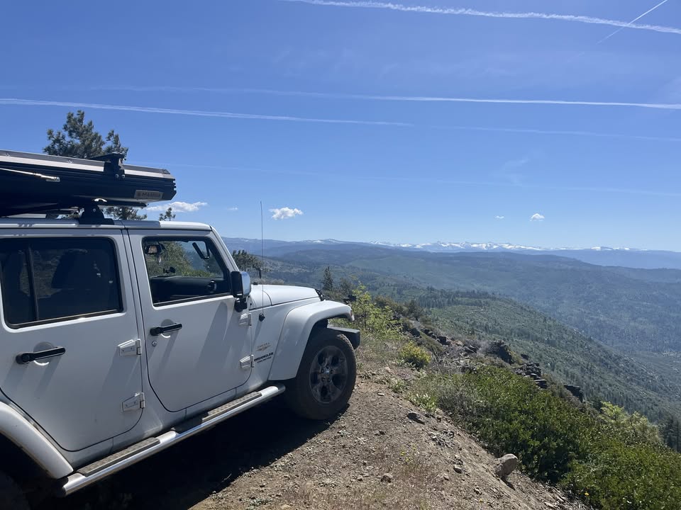 Overland Vehicle Systems Mamba III Hard-Shell Rooftop Tent in Los Gatos, CA (photo 3) — photo 3