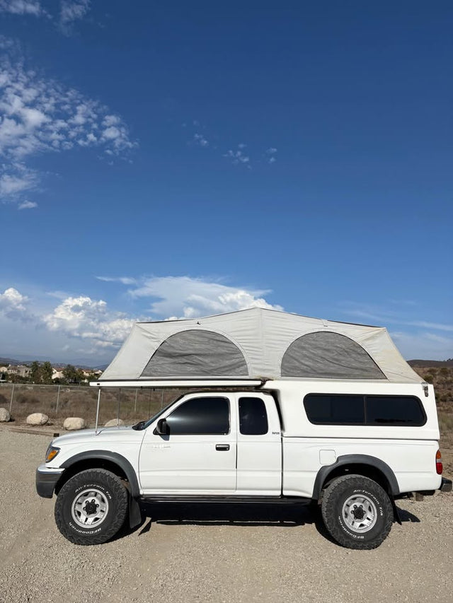 Flip-pac FRP Camper Shell Toyota Tacoma — photo 3