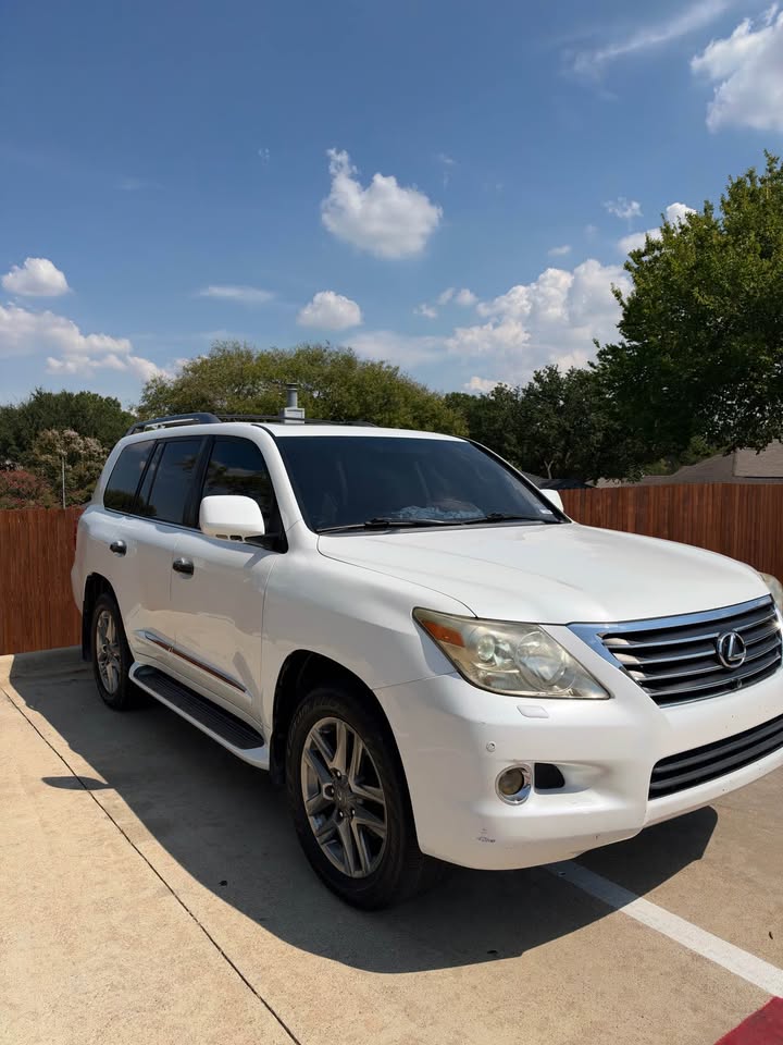 2008 Lexus LX · LX 570 Sport Utility 4D in Fort Worth, TX (photo 3) — photo 3