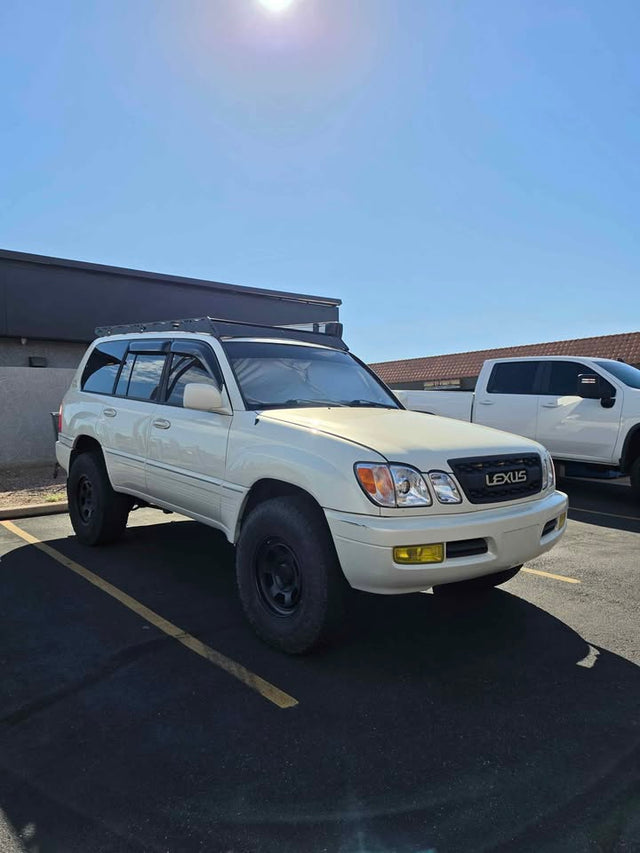 1999 Lexus LX · LX 470 Sport Utility 4D — photo 3