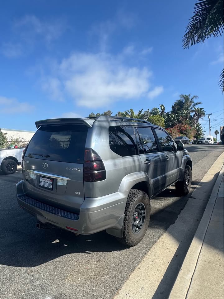2005 Lexus GX · GX 460 Luxury Sport Utility 4D in Encinitas, CA (photo 3) — photo 3