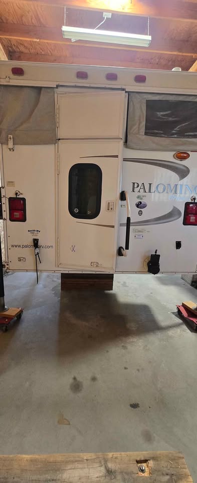 2012 Palomino Bronco — photo 3