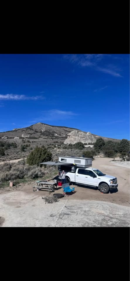 Eezi-Awn Bat 270 Awning — photo 3