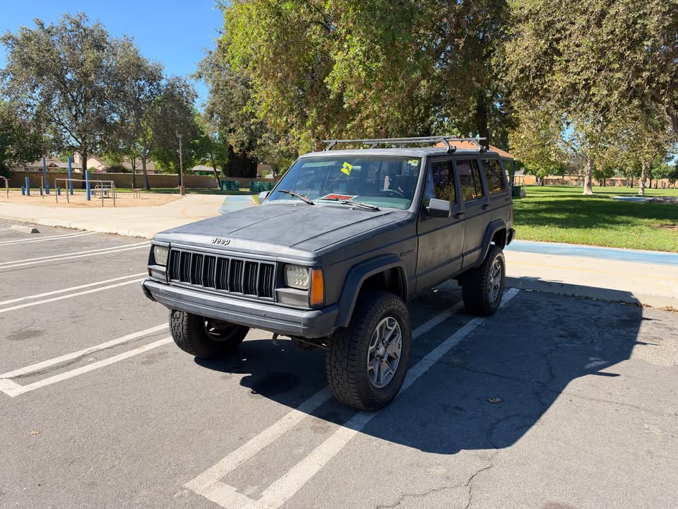 1991 Jeep Cherokee · 75th Anniversary Sport Utility 4D in Rialto, CA (photo 3) — photo 3