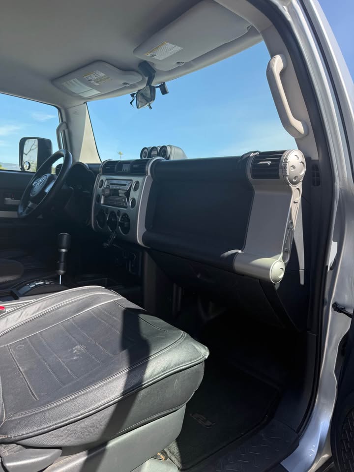 2007 Toyota FJ Cruiser · Sport Utility 2D in Bonita, CA (photo 5) — photo 5