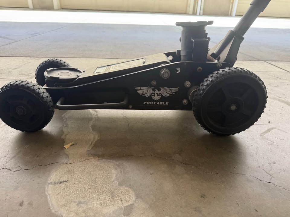 Pro Eagle 2-Ton Off-Road Floor Jack w/ Extension – Excellent Condition in Alameda, CA (photo 5) — photo 5