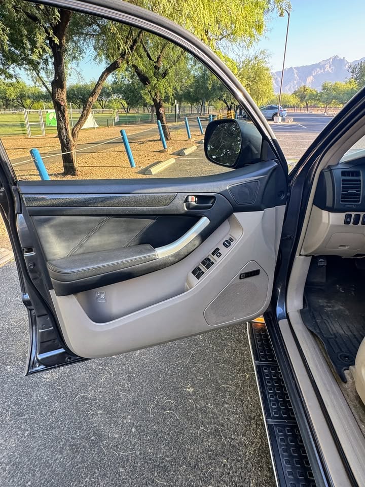 2003 Toyota 4runner limited 2wd v8 — photo 6