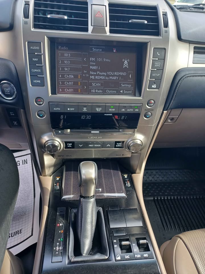 2021 Lexus GX GX 460 Luxury Sport Utility 4D in Goldsboro, NC (photo 12) — photo 12