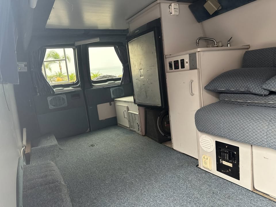 1998 Ford e 350 sportsmobile extended van in Cardiff by the Sea, CA (photo 10) — photo 10