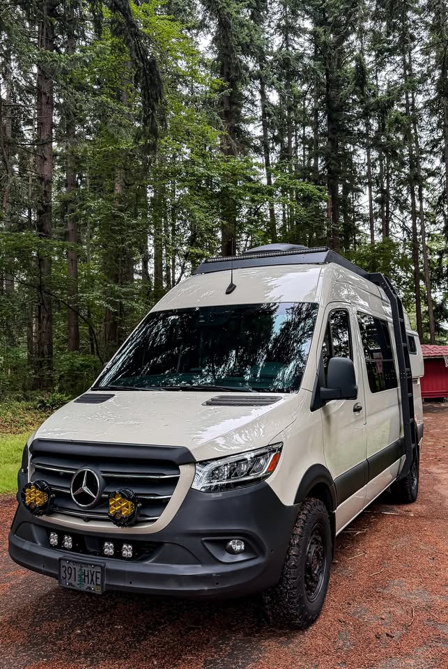 2020 Mercedes-Benz Sprinter 2500 High Roof in Oregon City, OR (photo 2) — photo 2