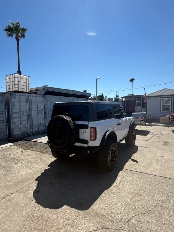 2021 Ford Bronco · Badlands Sport Utility 2D — photo 2