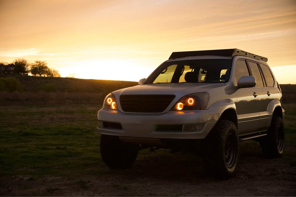 2003 Lexus GX · GX 470 Sport Utility 4D in Sacramento, CA (photo 4) — photo 4