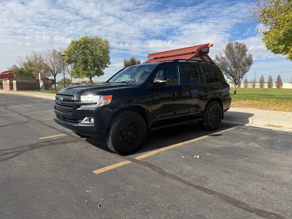 2017 Toyota Landcruiser · Sport Utility 4D in Woods Cross, UT (photo 4) — photo 4