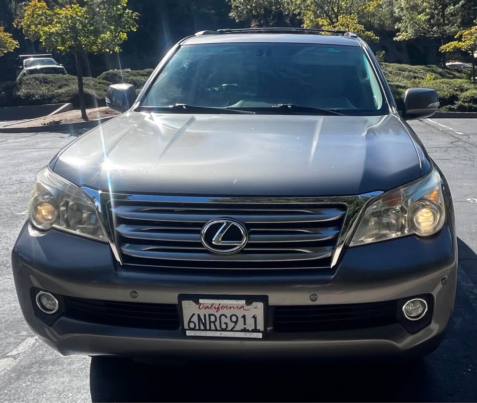 2010 Lexus GX · GX 460 Sport Utility 4D in Grass Valley, CA (photo 4) — photo 4
