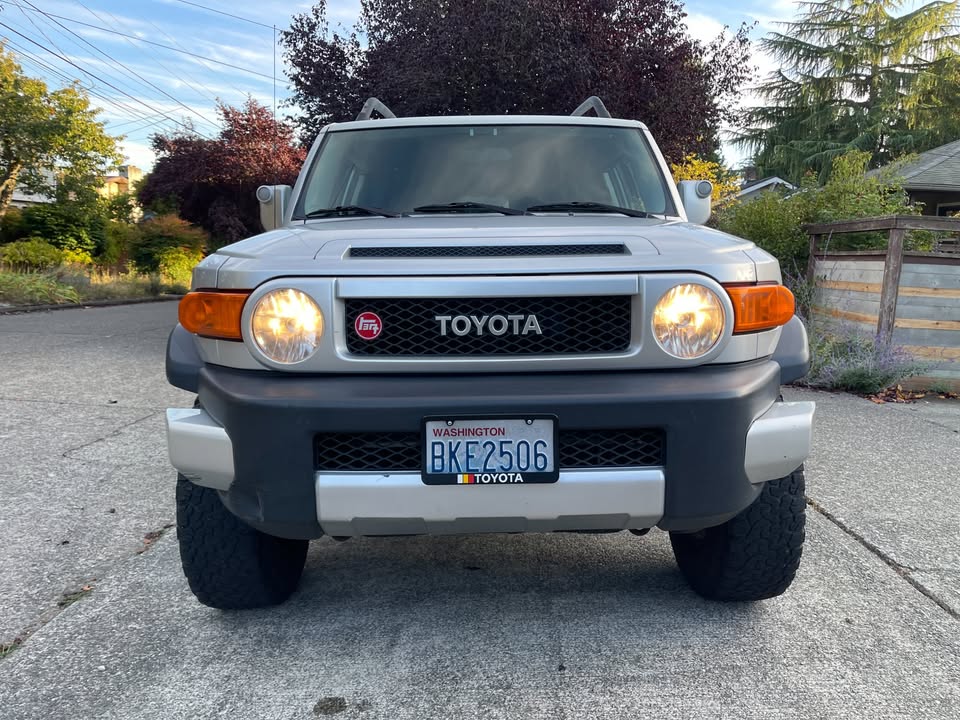 2007 Toyota FJ Cruiser in Seattle, WA (photo 4) — photo 4