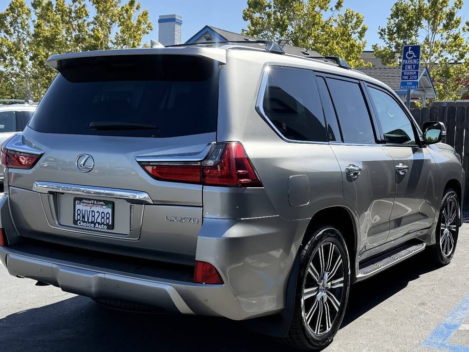 2021 Lexus LX 570 in Sacramento, CA (photo 4) — photo 4