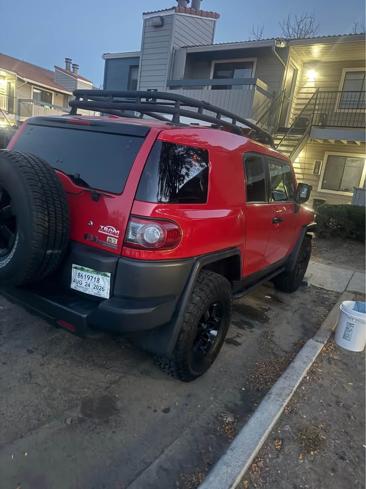 2012 Toyota FJ Cruiser in Aurora, CO (photo 4) — photo 4
