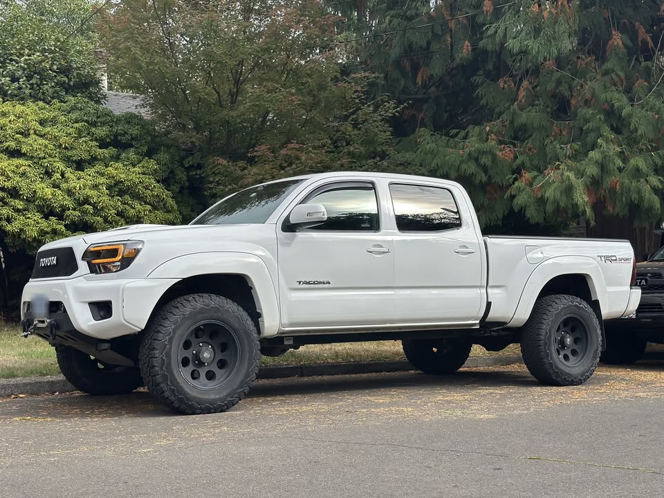 2015 Toyota Tacoma TRD Sport Pickup 4D 6 ft in Portland, OR (photo 4) — photo 4