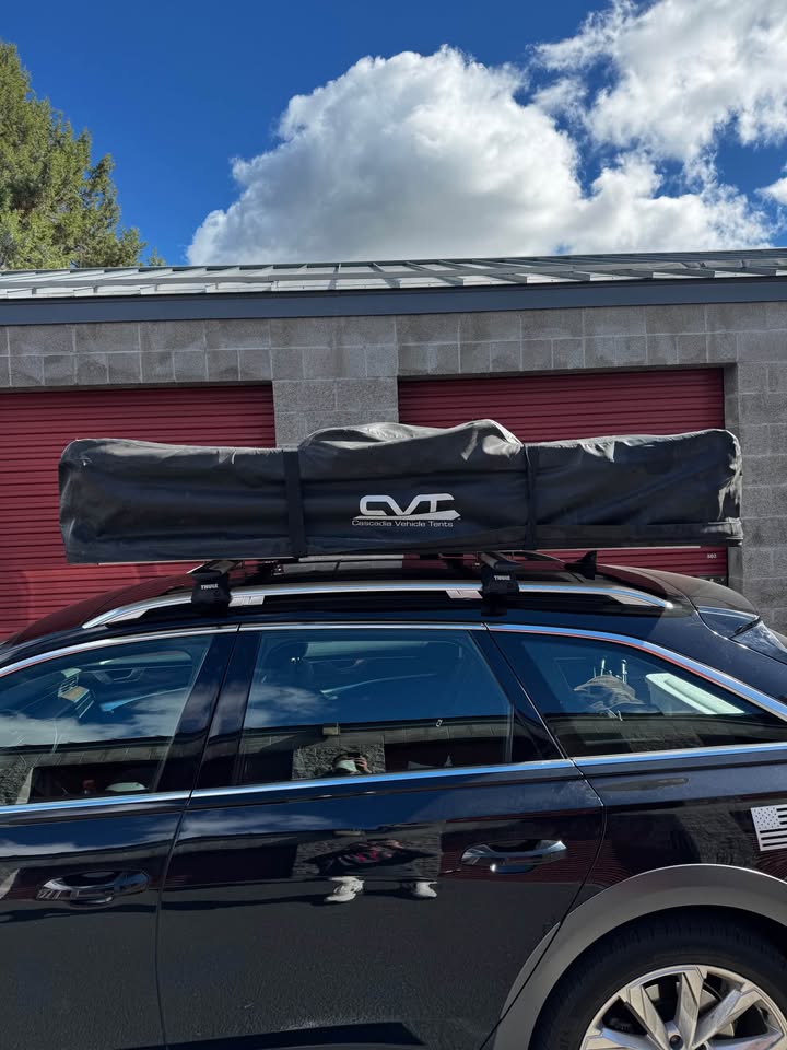CVT Cascadia Vehicle Tents Rooftop Tent in Bend, OR (photo 4) — photo 4