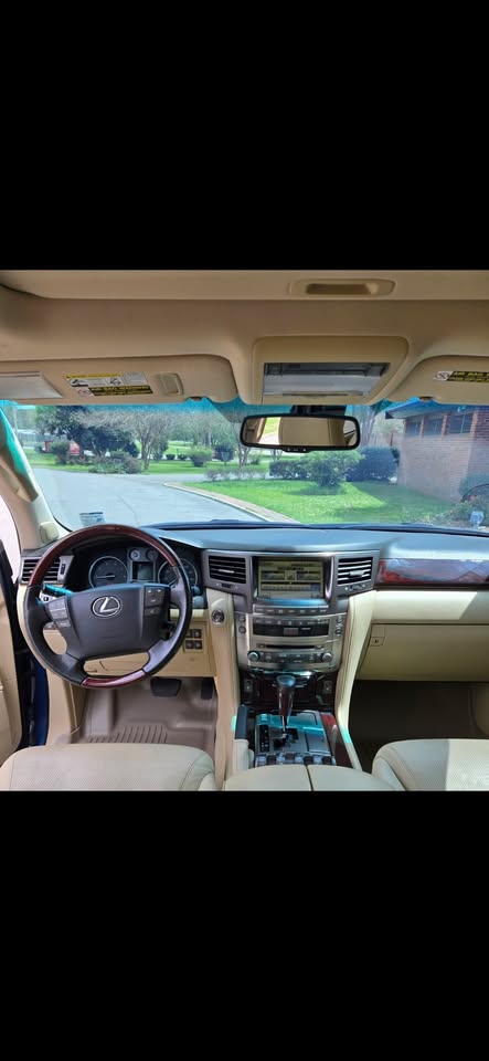 2010 Lexus LX 570 in Lehi, UT (photo 4) — photo 4