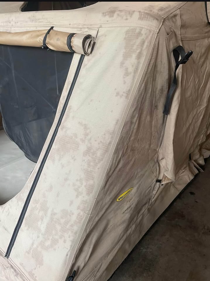 Smittybilt 2 person rooftop tent in Albuquerque, NM (photo 4) — photo 4