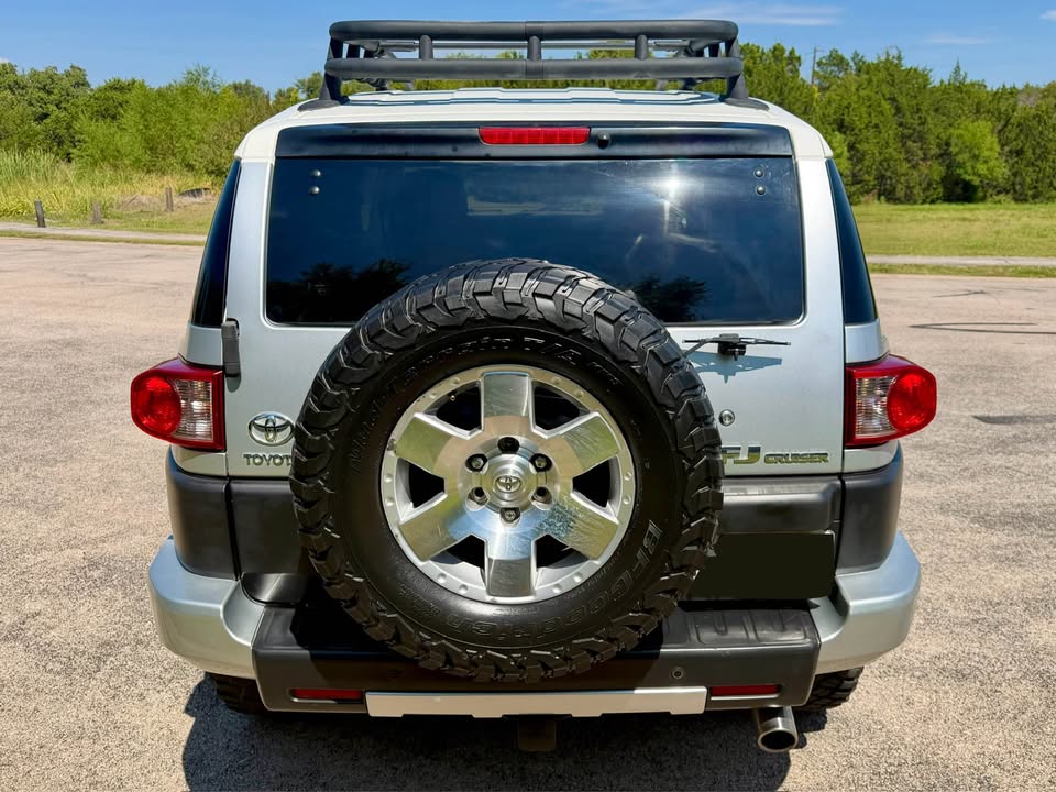 2007 Toyota FJ Cruiser · Sport Utility 2D in Leander, TX (photo 4) — photo 4