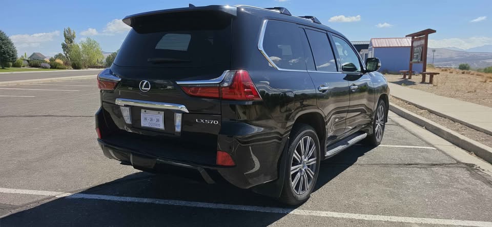 2017 Lexus LX 570 in Elko, NV (photo 4) — photo 4
