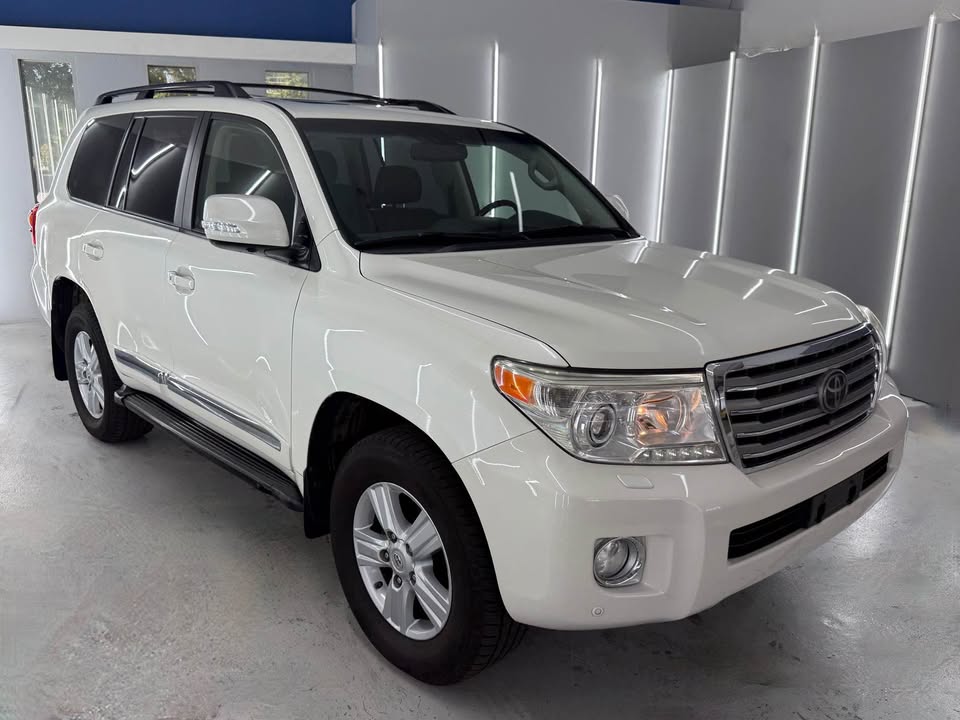 2013 Toyota Landcruiser · Sport Utility 4D in Portland, OR (photo 3) — photo 3
